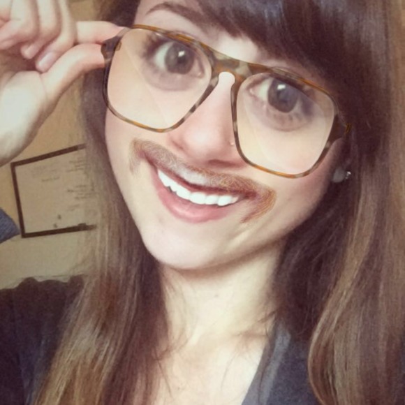 Meet your Posher, Ashley - Picture 1 of 1